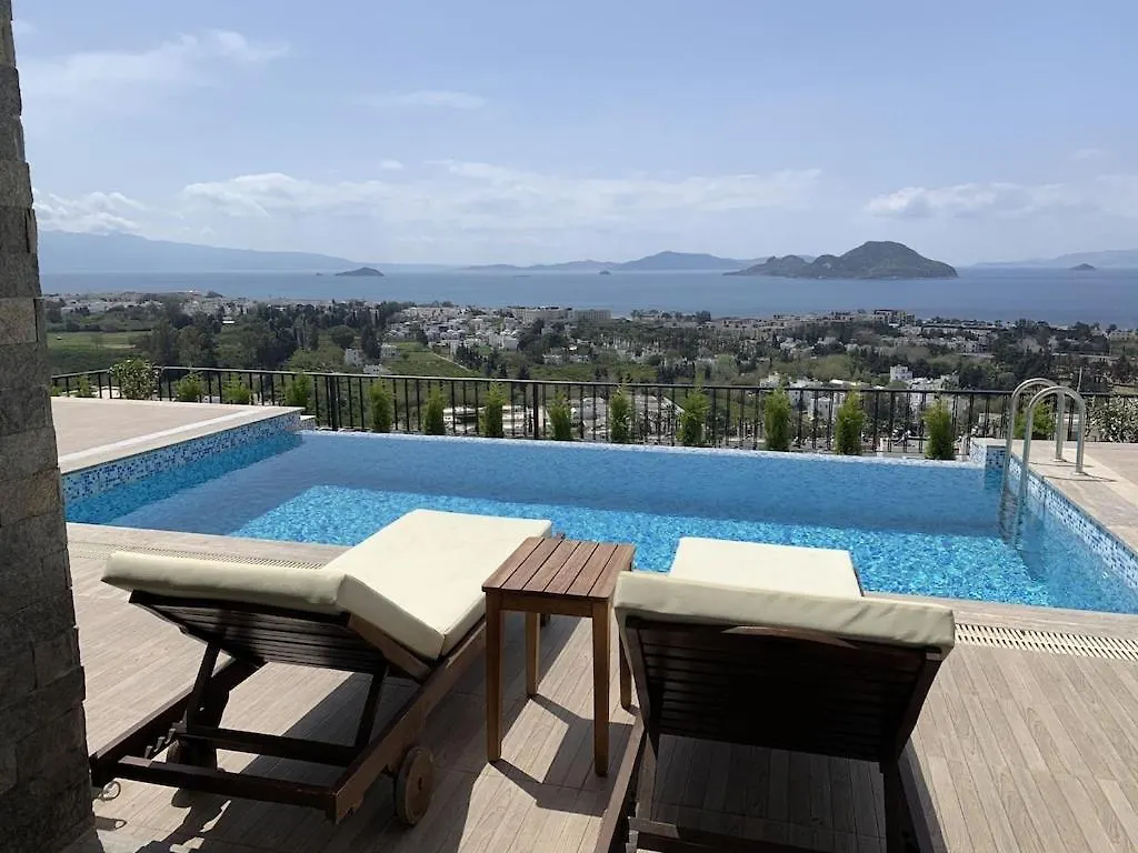 Bodrum - 5 Bedrooms “Sunset Villa”, With Infinity Heated Swimming Pool Turgutreis 0*,  Turecko